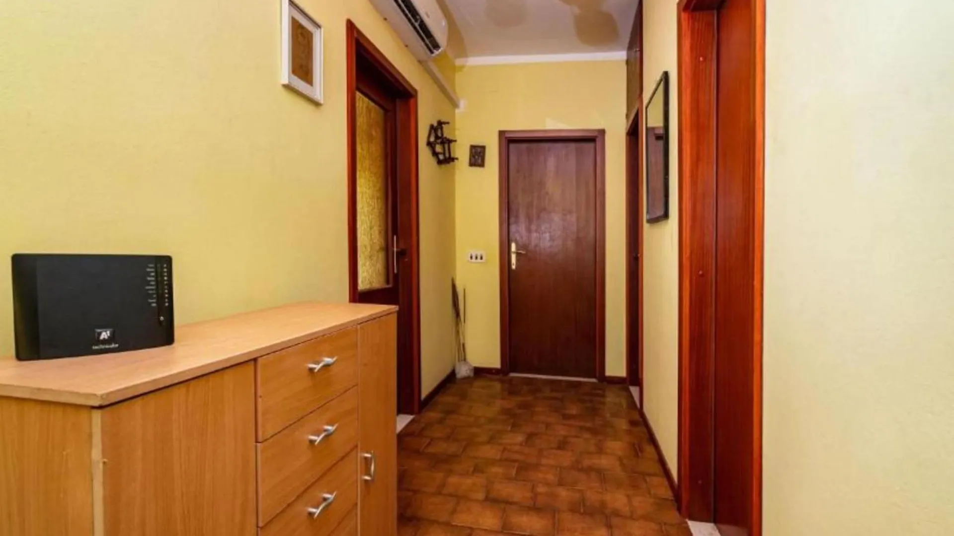 Two Bedroom Apartment With Terrace ウグリャン 0*,  クロアチア